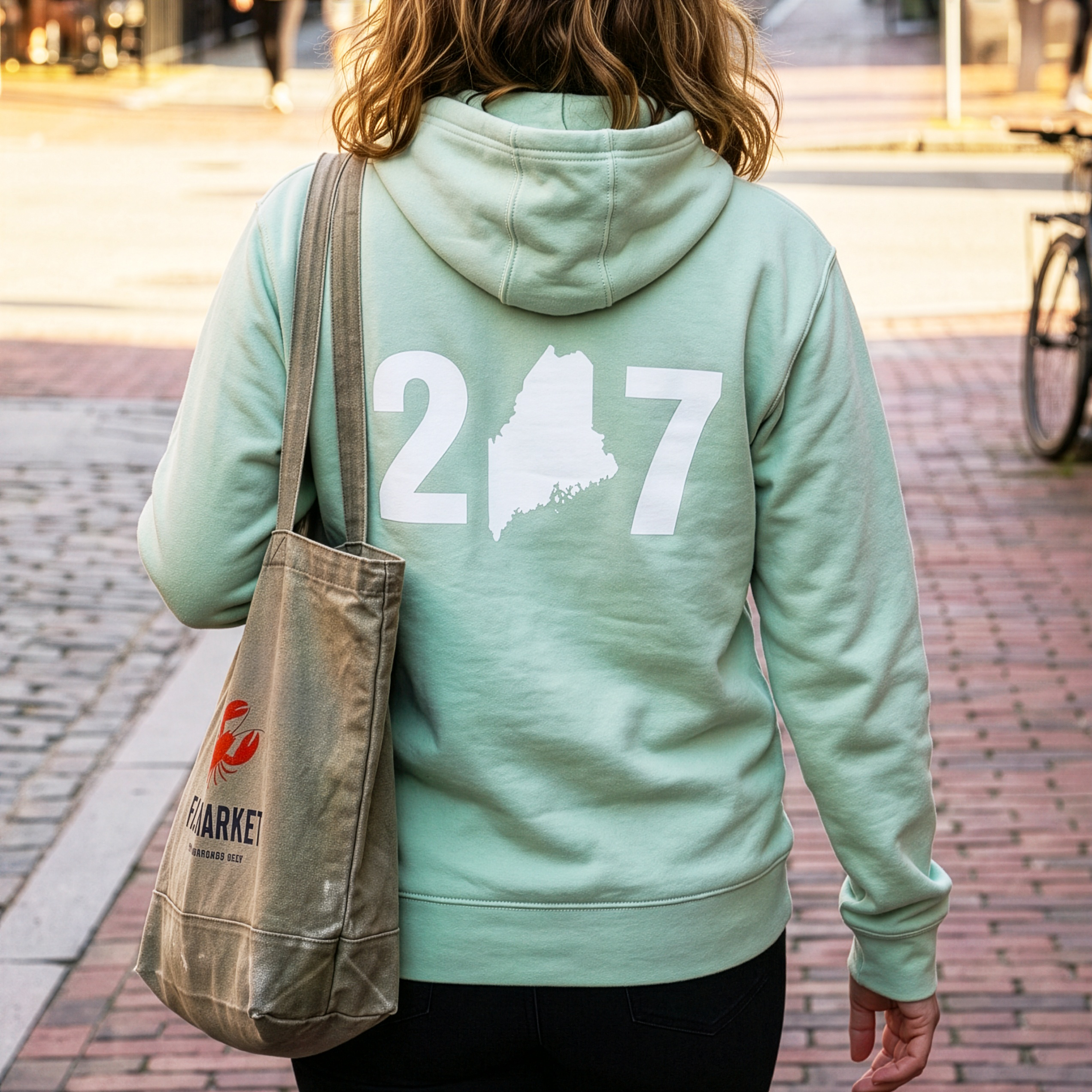 207 Maine Zip Hoodie