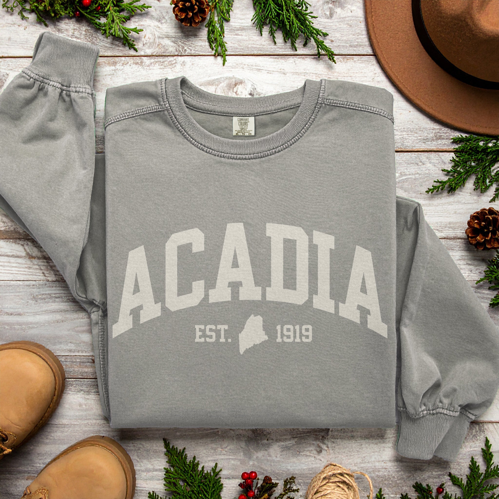 Acadia National Park Sweatshirt | Vintage Maine Varsity Style | Cozy Crewneck for Nature Lovers