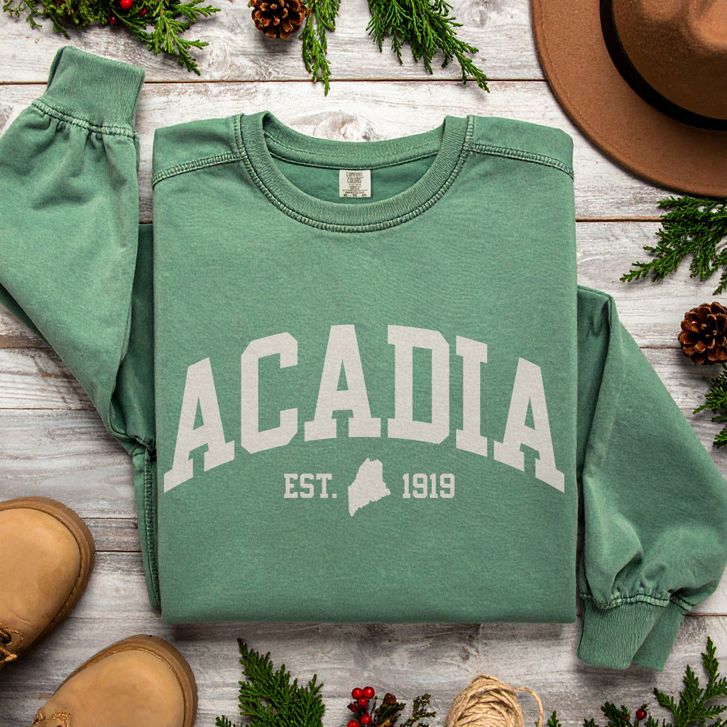 Acadia National Park Sweatshirt | Vintage Maine Varsity Style | Cozy Crewneck for Nature Lovers